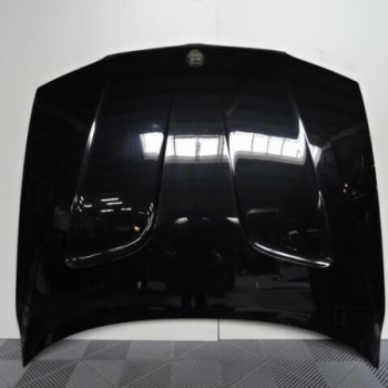 Capot Noir pour une BMW X3 E83
